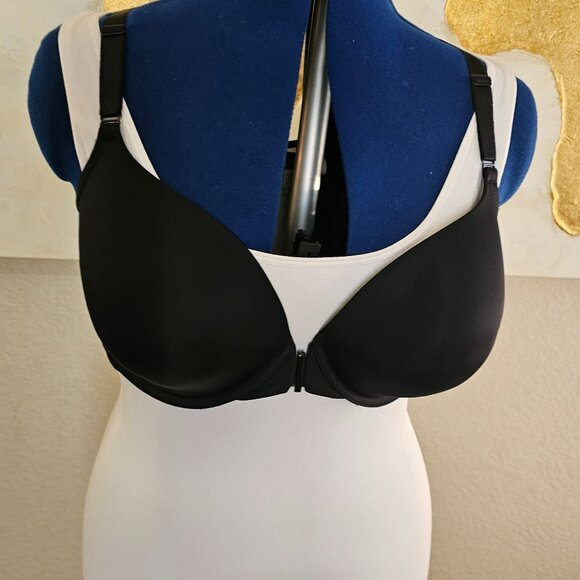 Torrid front closure bra - Picture 1 of 9
